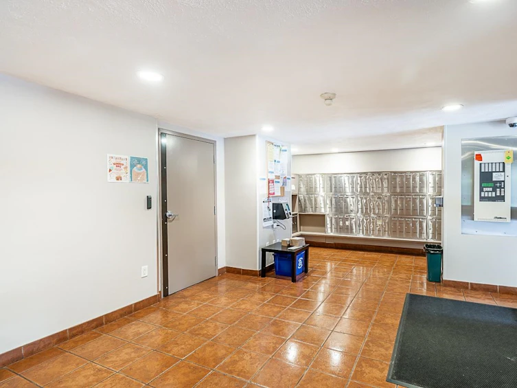 314-4373 Halifax Street, Burnaby, BC, V5C 5Z2 - 5