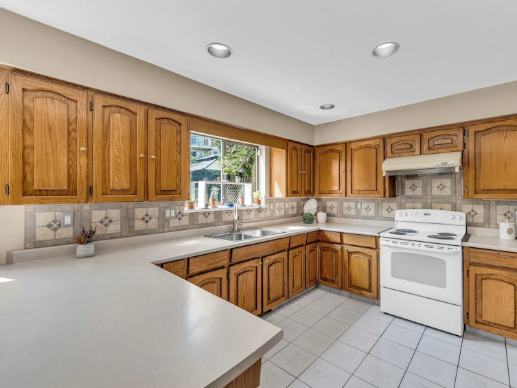 11280 Mellis Drive, Richmond, BC, V6X 1L7 - 13