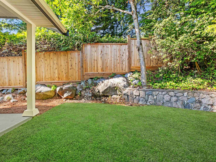 3862 Lonsdale Avenue, North Vancouver, BC, V7N 3K6 - 20
