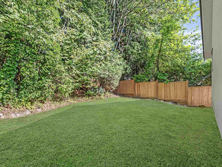 3862 Lonsdale Avenue, North Vancouver, BC, V7N 3K6 - 21