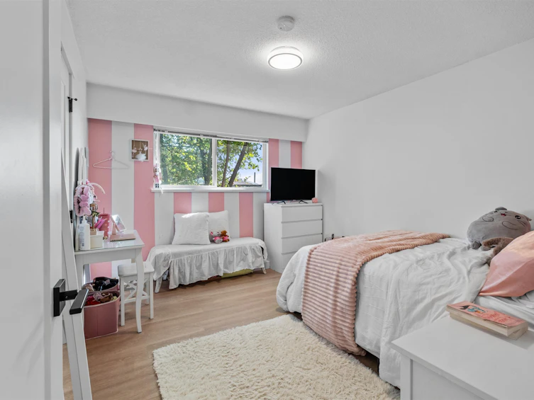 3862 Lonsdale Avenue, North Vancouver, BC, V7N 3K6 - 28