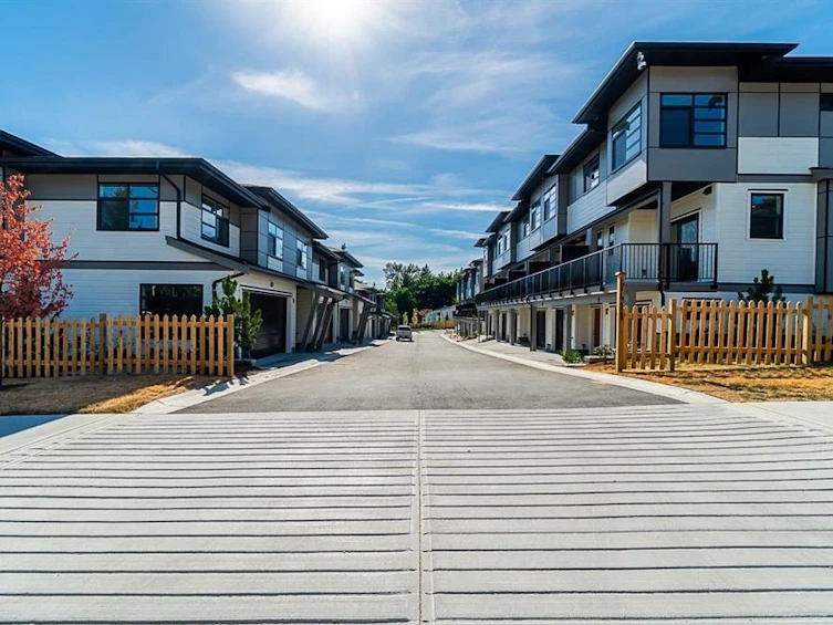 13-7411 Cedar Street, Mission, BC, V3V 4R5 - 2