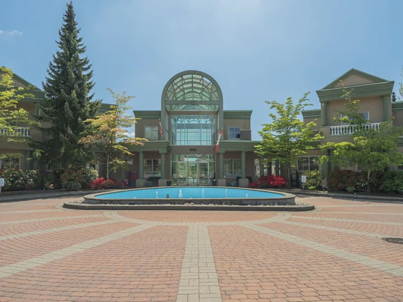 411 - 13860 70th Avenue, Surrey BC V3W 0S1
