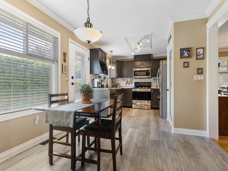 72-46360 Valleyview Road, Chilliwack, BC, V2R 5L7 - 17