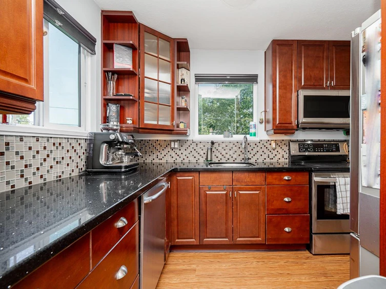 2203 Alder Street, Vancouver, BC, V6H 2R8 - 6