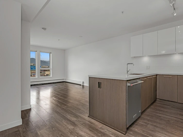 412-384 East 1st Avenue, Vancouver, BC, V5T 0G5 - 3