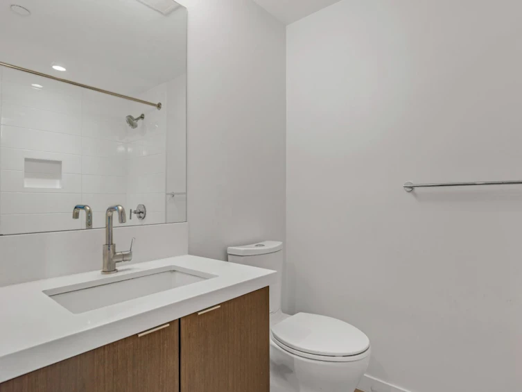 412-384 East 1st Avenue, Vancouver, BC, V5T 0G5 - 11