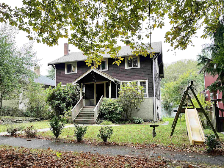 3535 W 19th Avenue, Vancouver, BC, V6S 1C3