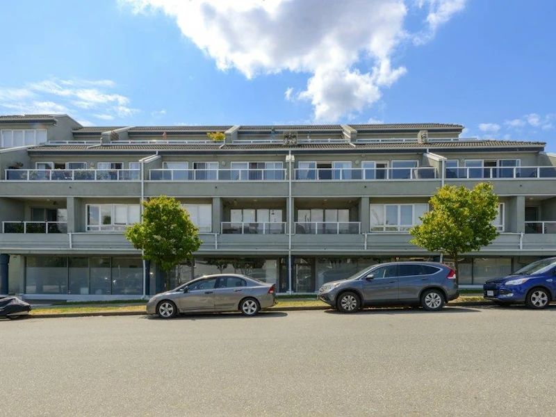 304 - 315 Renfrew Street, Vancouver BC V5K 5G5