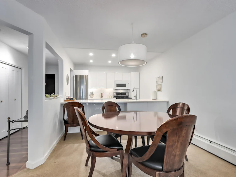 206-120 W 17th Street, North Vancouver, BC, V7M 1V4 - 11