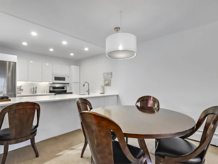 206-120 W 17th Street, North Vancouver, BC, V7M 1V4 - 14