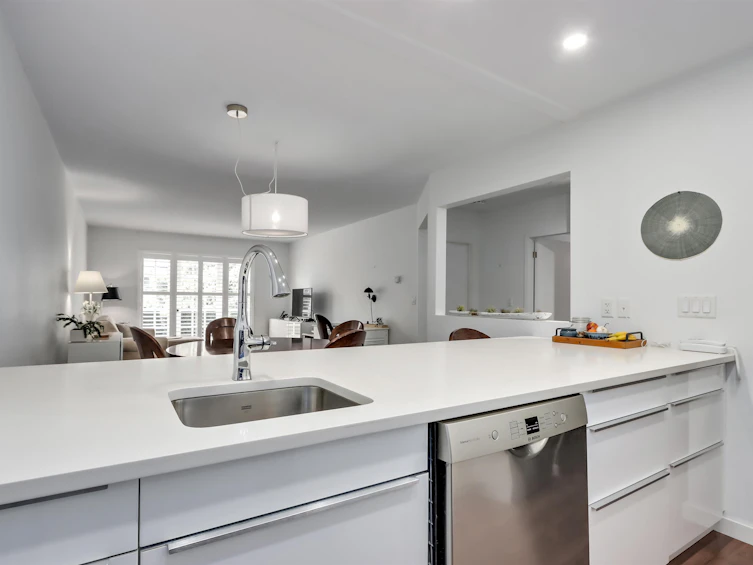 206-120 W 17th Street, North Vancouver, BC, V7M 1V4 - 16