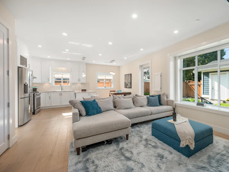 1929 Kitchener Street, Vancouver, BC, V5L 2W6 - 9