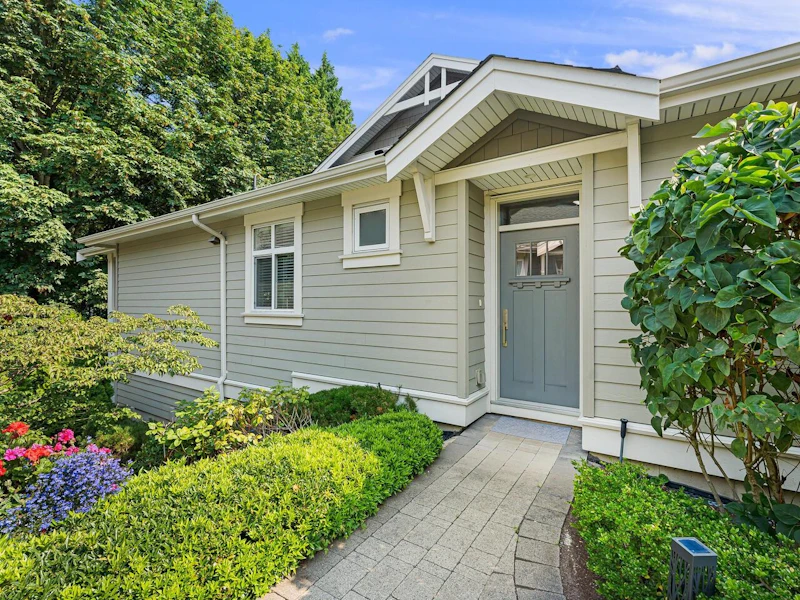 13 - 15989 Mountain View Drive, Surrey BC V3S 0C6