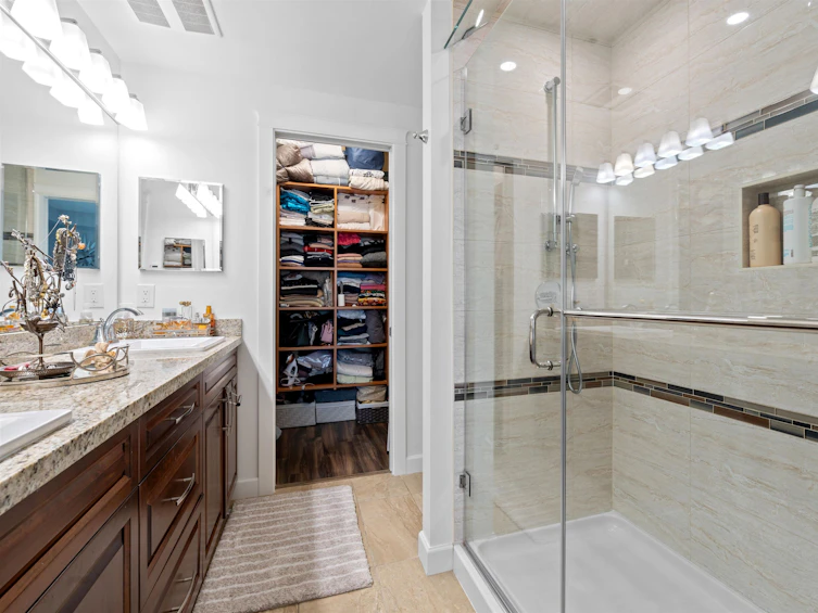 308-32445 Simon, Abbotsford, BC, V2T 0G7 - 18