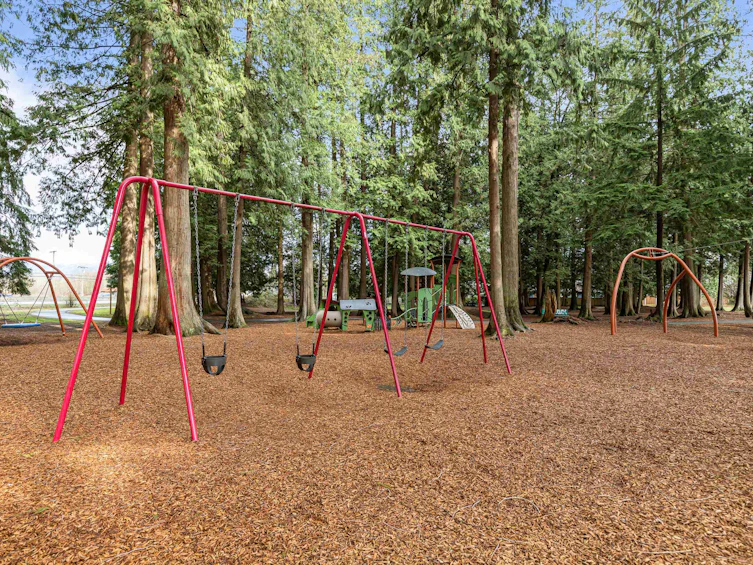301-12464 191b Street, Pitt Meadows, BC, V3Y 2P6 - 31