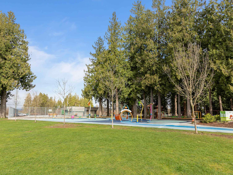 301-12464 191b Street, Pitt Meadows, BC, V3Y 2P6 - 32