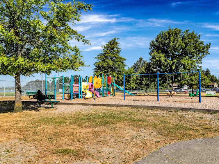301-12464 191b Street, Pitt Meadows, BC, V3Y 2P6 - 34