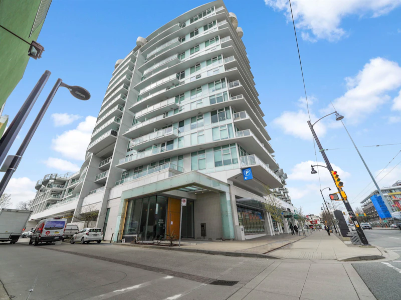 303 - 2220 Kingsway Street, Vancouver BC