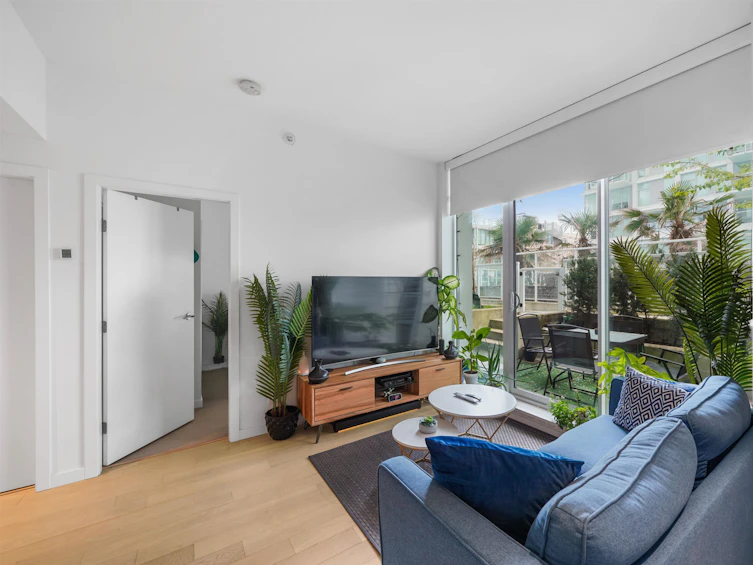 303-2220 Kingsway, Vancouver, BC, V5N 2T7 - 14