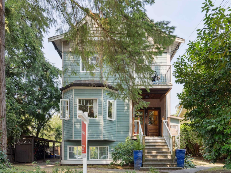 2393 W 6th Avenue, Vancouver, BC, V6K 1W1