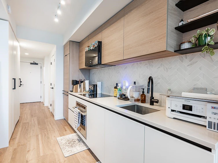 1103-10448 University Drive, Surrey, BC, V3T 0S7 - 9