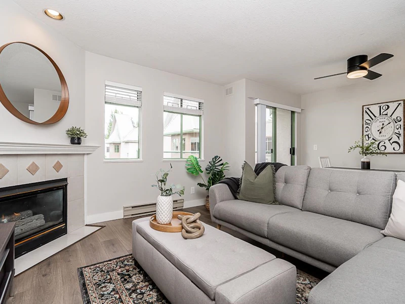406 - 6735 Station Hill Court, Burnaby BC V3N 4W5
