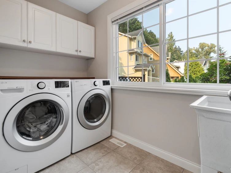 319 Cape Horn Place, Coquitlam, BC, V3K 6W4 - 21