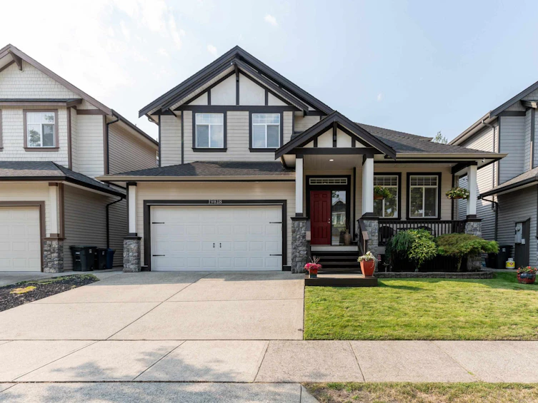 19818 Alouette Place, Pitt Meadows, BC, V3Y 2W3