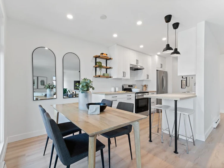 302-2244 Mcgill Street, Vancouver, BC, V5L 1C4 - 5