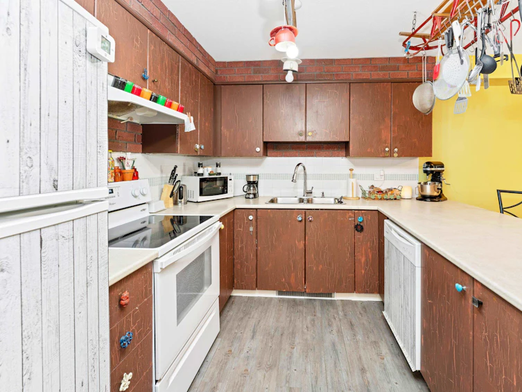 306-12238 224 Street, Maple Ridge, BC, V2X 8W5 - 2