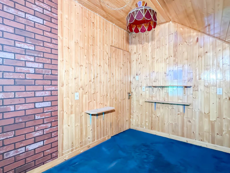 3657 West 11th Avenue, Vancouver, BC, V6R 2K4 - 24