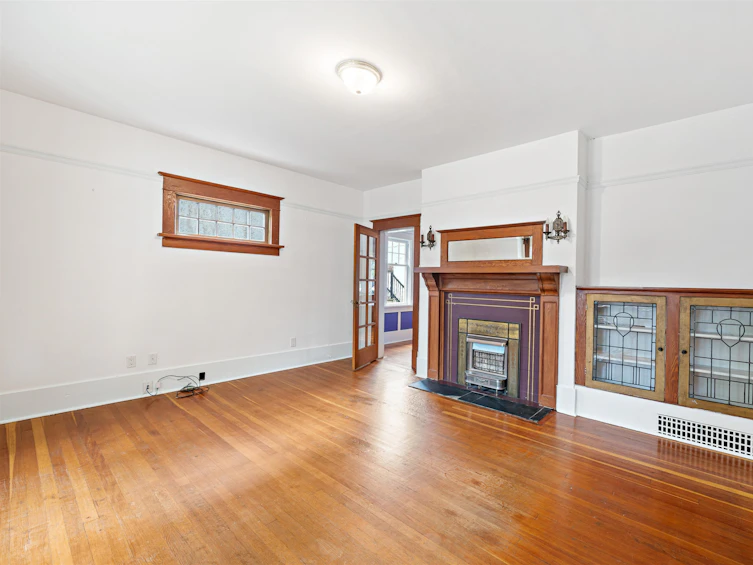 1735 Graveley Street, Vancouver, BC, V5L 3A9 - 4