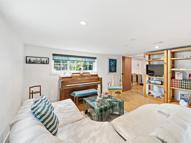 1735 Graveley Street, Vancouver, BC, V5L 3A9 - 19