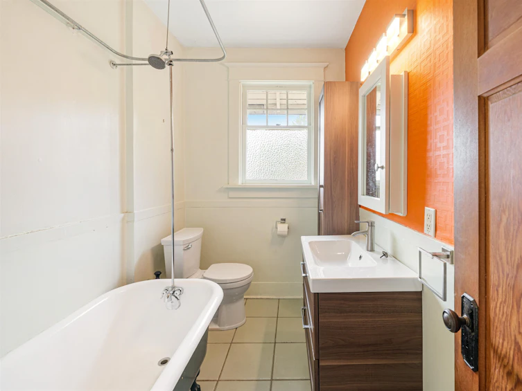 1735 Graveley Street, Vancouver, BC, V5L 3A9 - 25