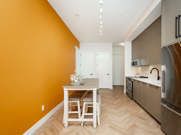 316-13929 105, Surrey, BC, V3T 0R5 - 12