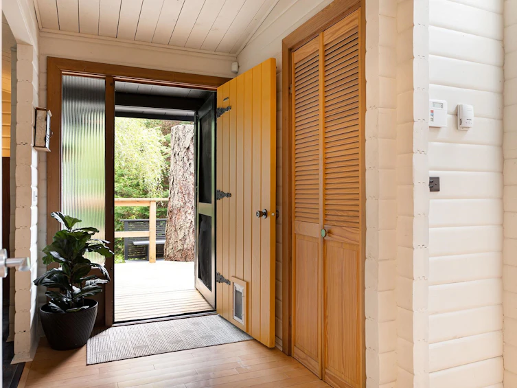 1570 Whitesails Drive, Bowen Island, BC, V0N 1G2 - 19