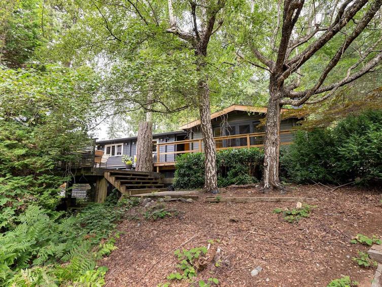 1570 Whitesails Drive, Bowen Island, BC, V0N 1G2 - 36