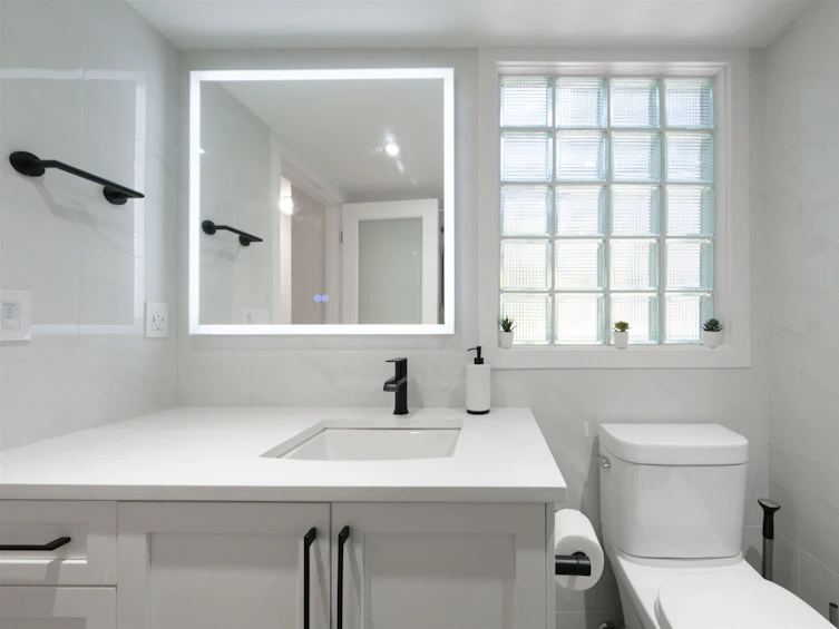 208-1345 West 4th Avenue, Vancouver, BC, V6H 3Y8 - 4