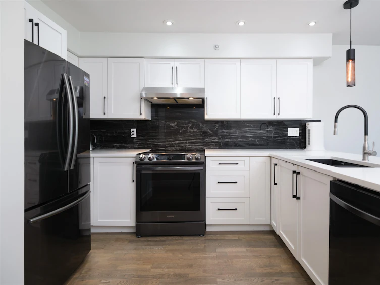 208-1345 West 4th Avenue, Vancouver, BC, V6H 3Y8 - 6