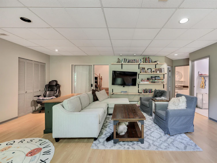 10212 123a Street, Surrey, BC, V3V 7T8 - 23