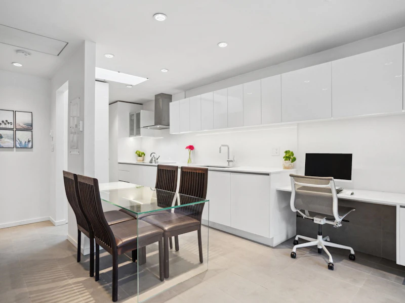 4928 The Dale Drive, West Vancouver BC V7W 1K3