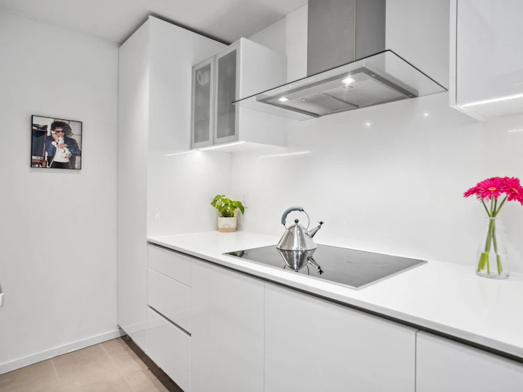 4928 The Dale Dale, West Vancouver, BC, V7W 1K3 - 5