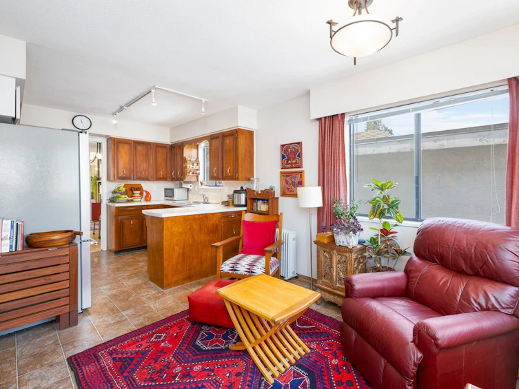 1895 East 36th Avenue, Vancouver, BC, V5P 1C7 - 14
