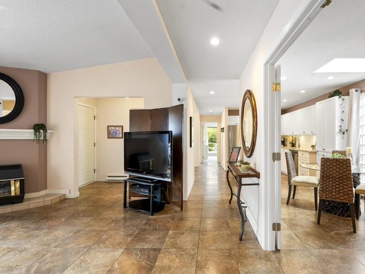 5-2345 Cranley, Surrey, BC, V4A 9G5 - 7
