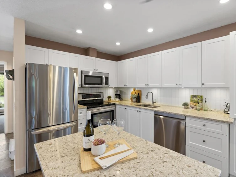 5-2345 Cranley, Surrey, BC, V4A 9G5 - 9
