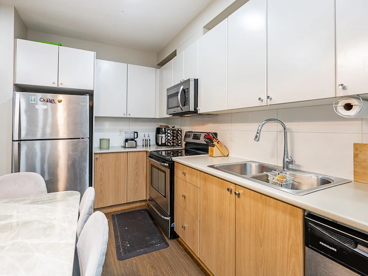 116-13740 75a, Surrey, BC, V3W 0E8 - 13