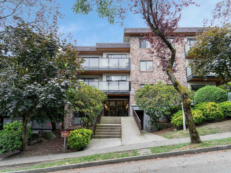 103 - 930 E 7th Avenue, Vancouver BC V5T 1P6