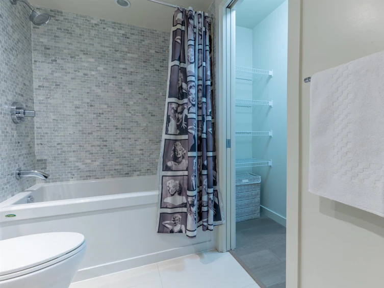 501-189 Keefer Street, Vancouver, BC, V6A 0C8 - 11