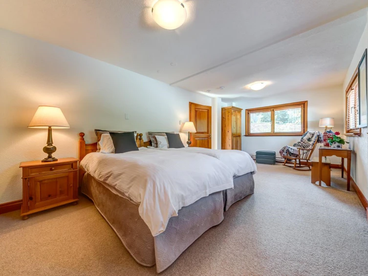 7055 Nesters Road, Whistler, BC, V8E 0E2 - 23